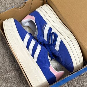 Adidas Women's Blue and Pink Gazelle BOLD Sneakers sz. 7